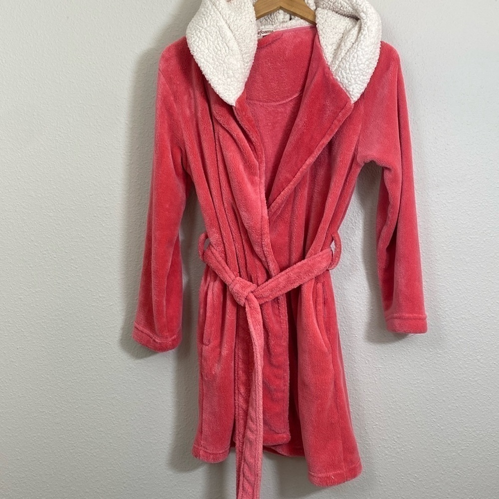EUC Dearfoams Fleece robe with belt tie size Small